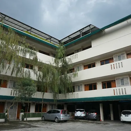 Reddoorz Plus @ Ciumbuleuit Area